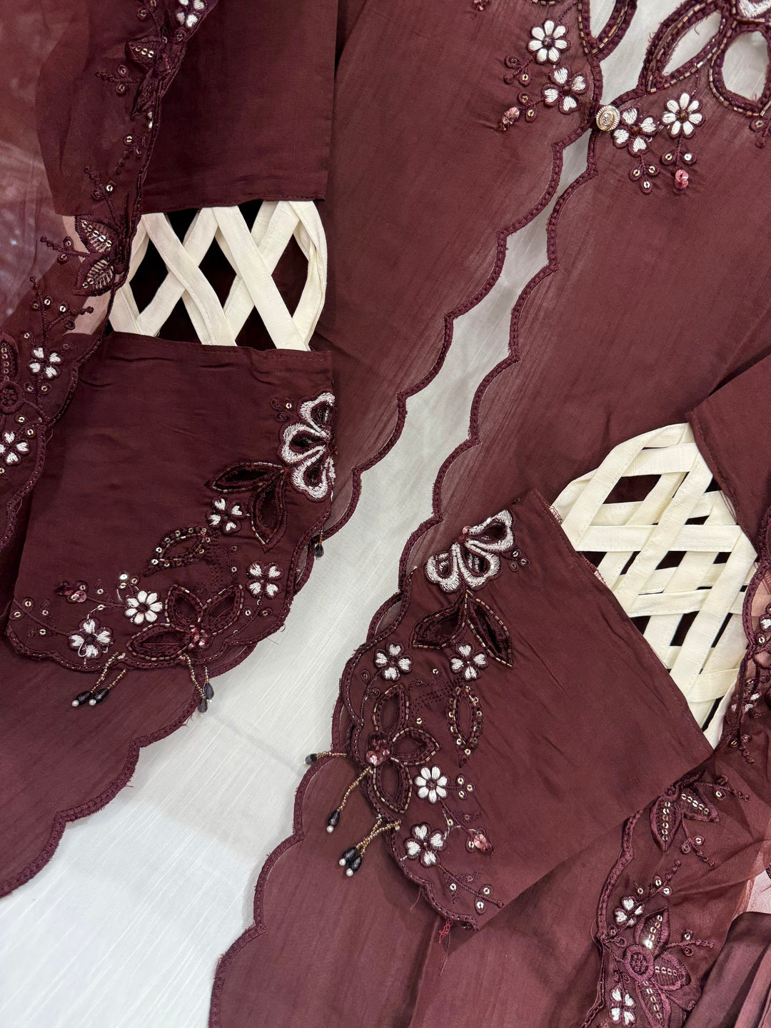 Premium cutwork suit 2556