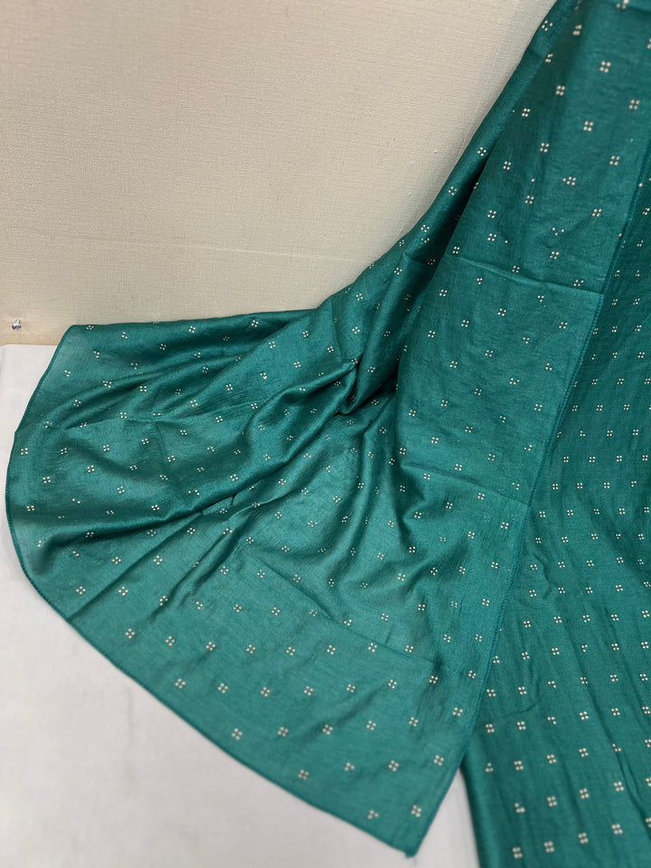 Unstitch stone work suits