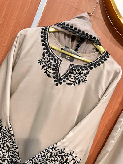 Royal Embroided suits 2655