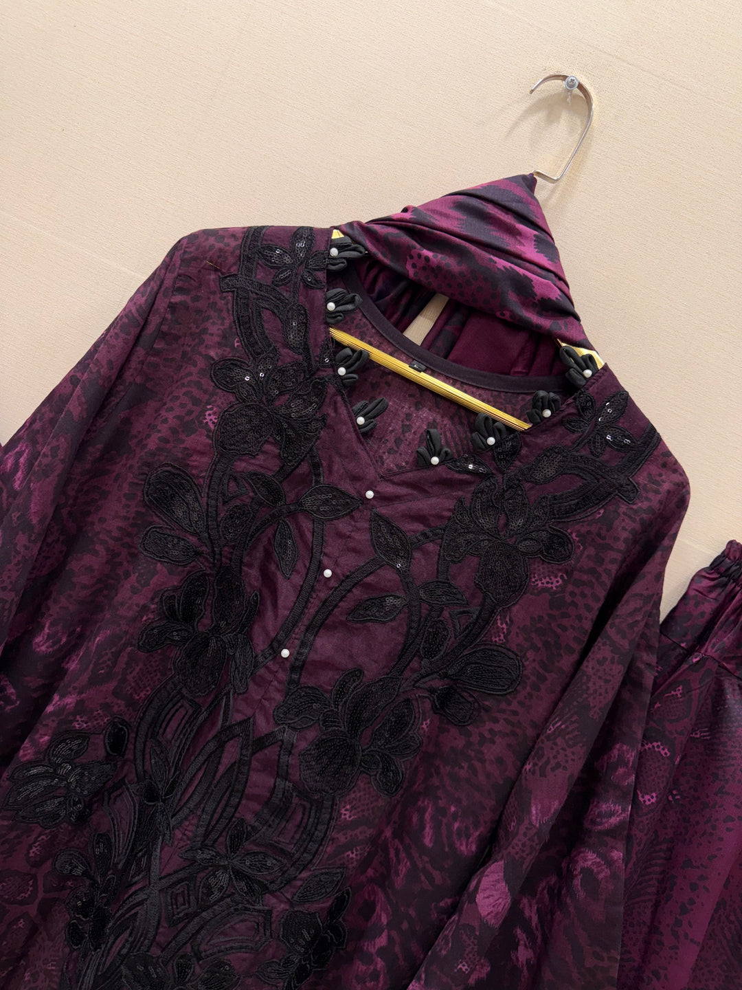 Pakistani patch work suits 3004