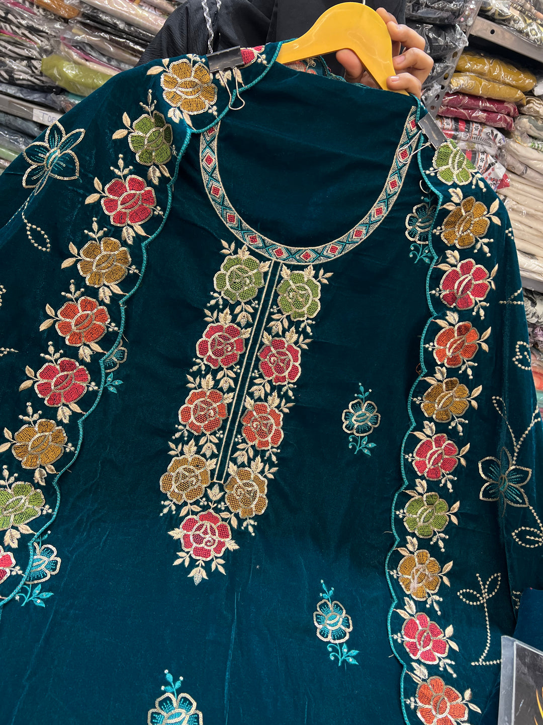 Velvet Embroidered Suit 2581