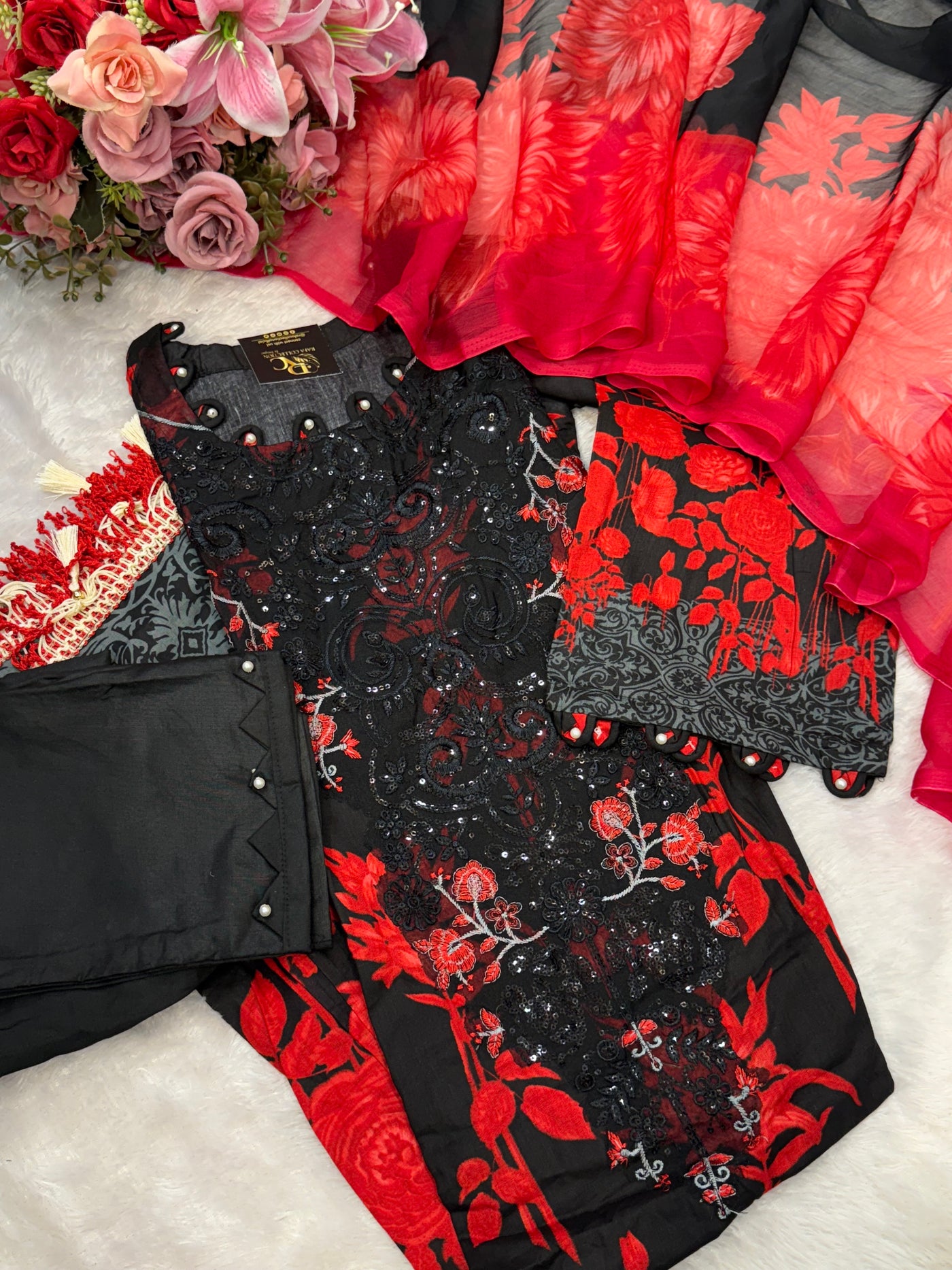 Pakistani patch work suit 2659