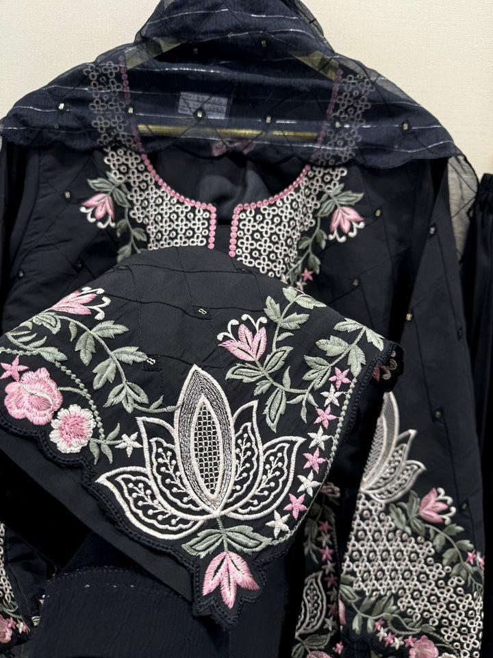 Pakistani embroidered suits