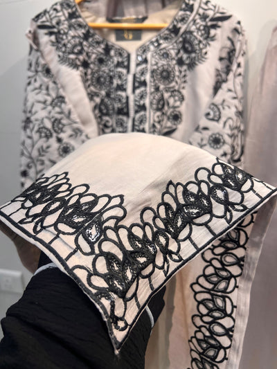 RC’s Luxe Designer Wear
 2664