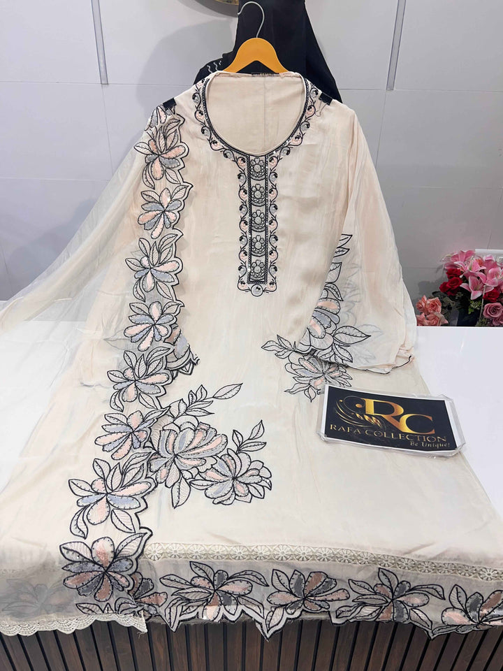 Pakistani Organza suit 5032
