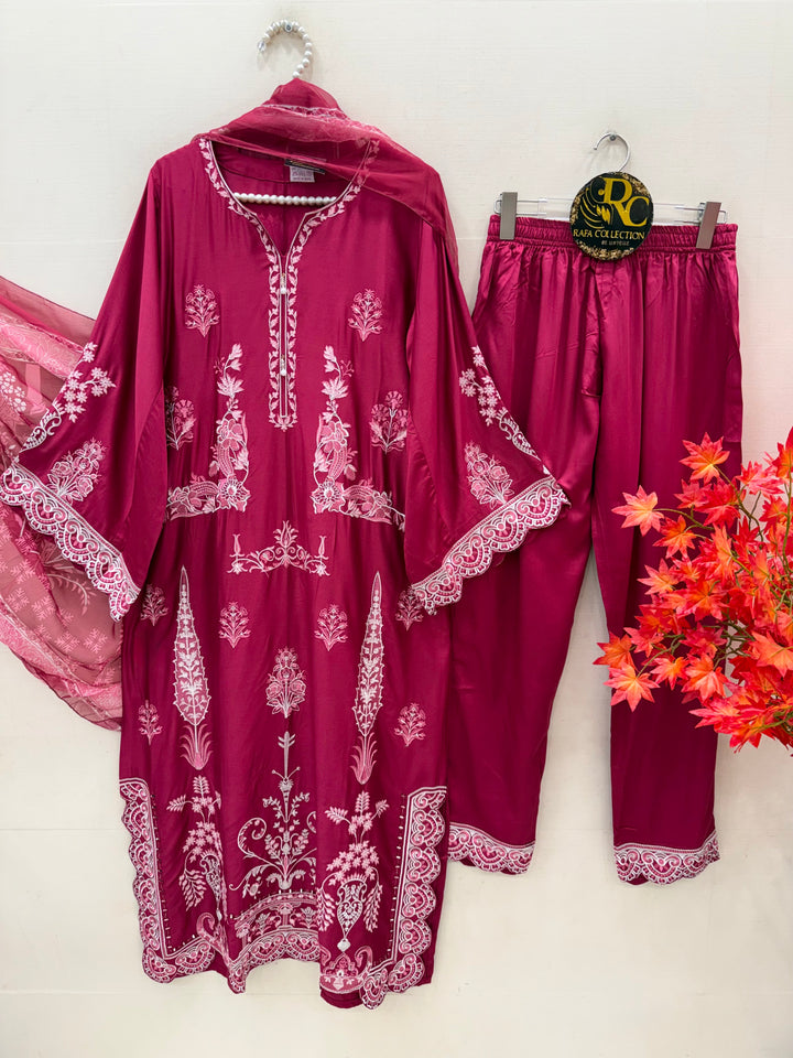 Pakistani long kaftans