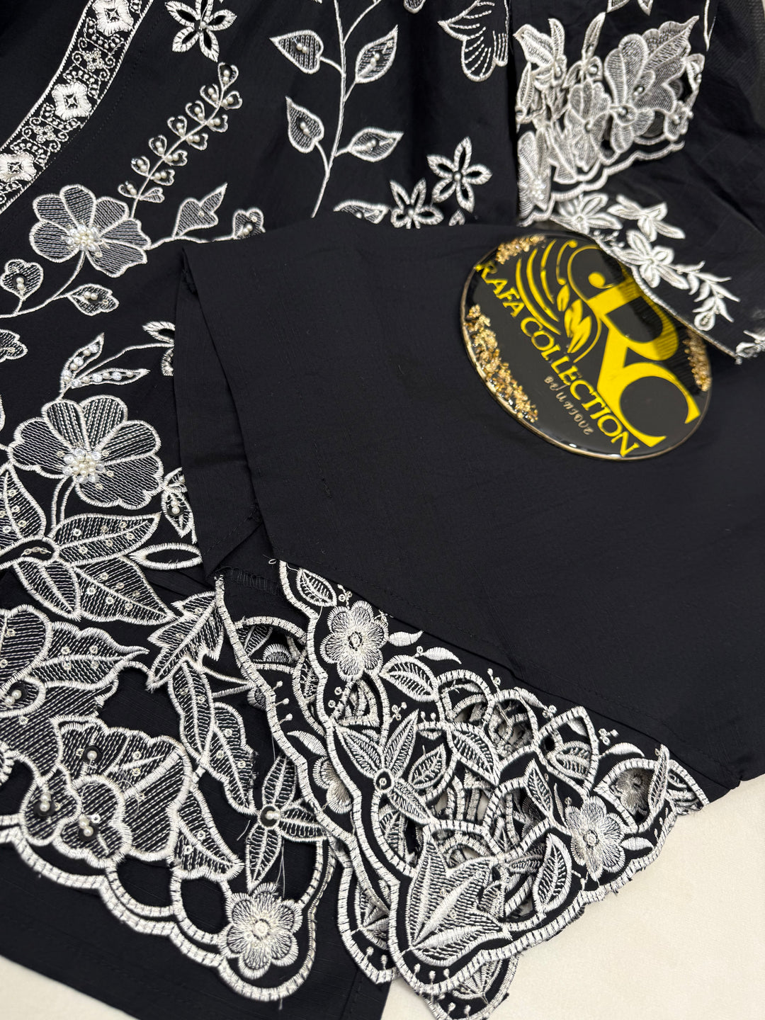 Premium cutwork suit 2541