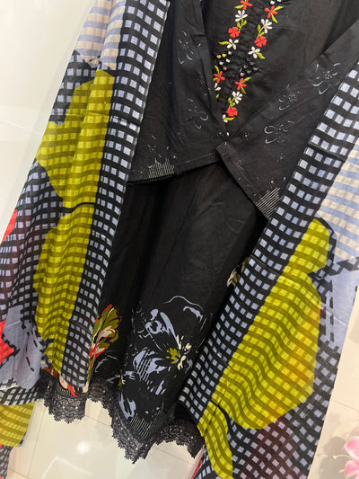 Pakistani suits 2612