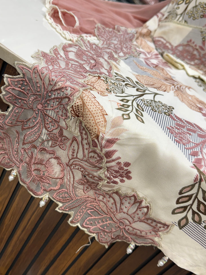 Pakistani cutwork suits 3119