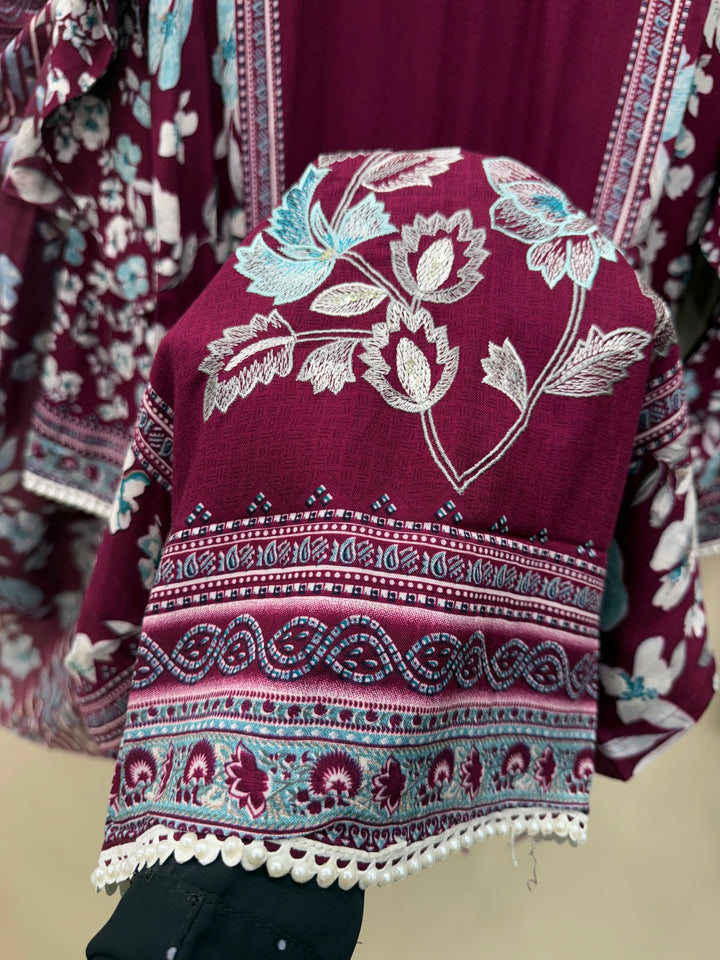 The Hermitage lawn suits 4008