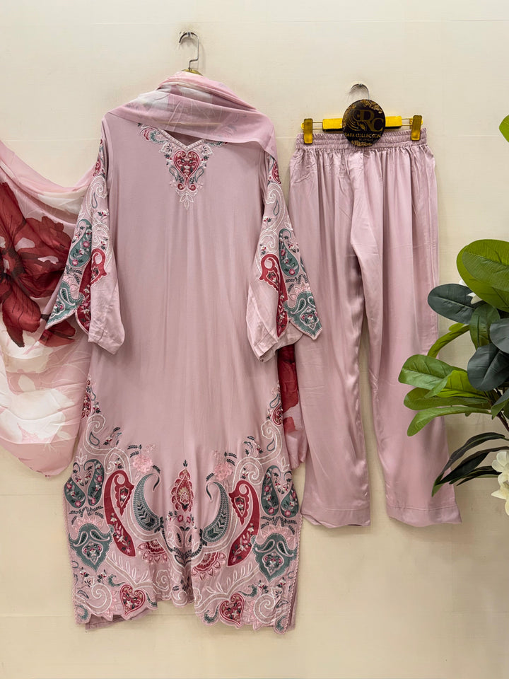 Embroidered pakistani kaftan Long Suits