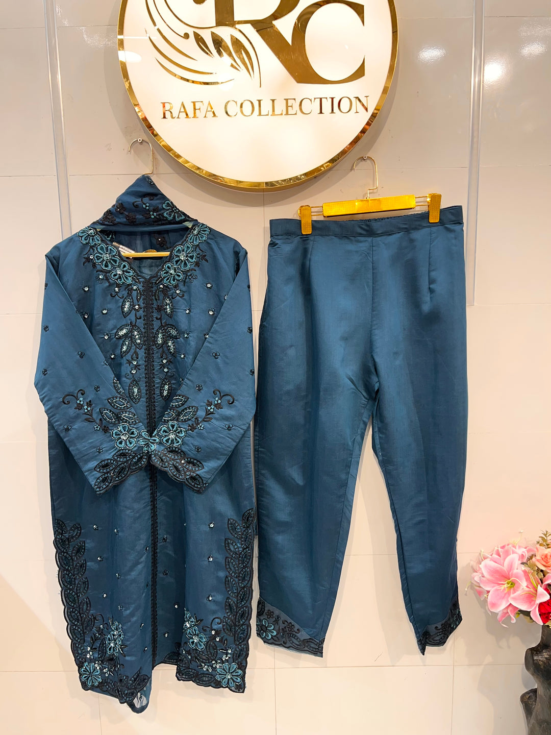 Cut  work suits 24526