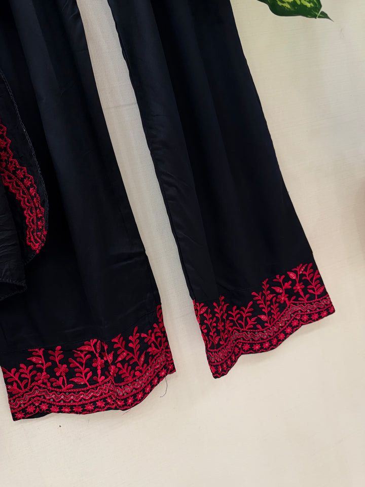 Pakistani Embroidered suits