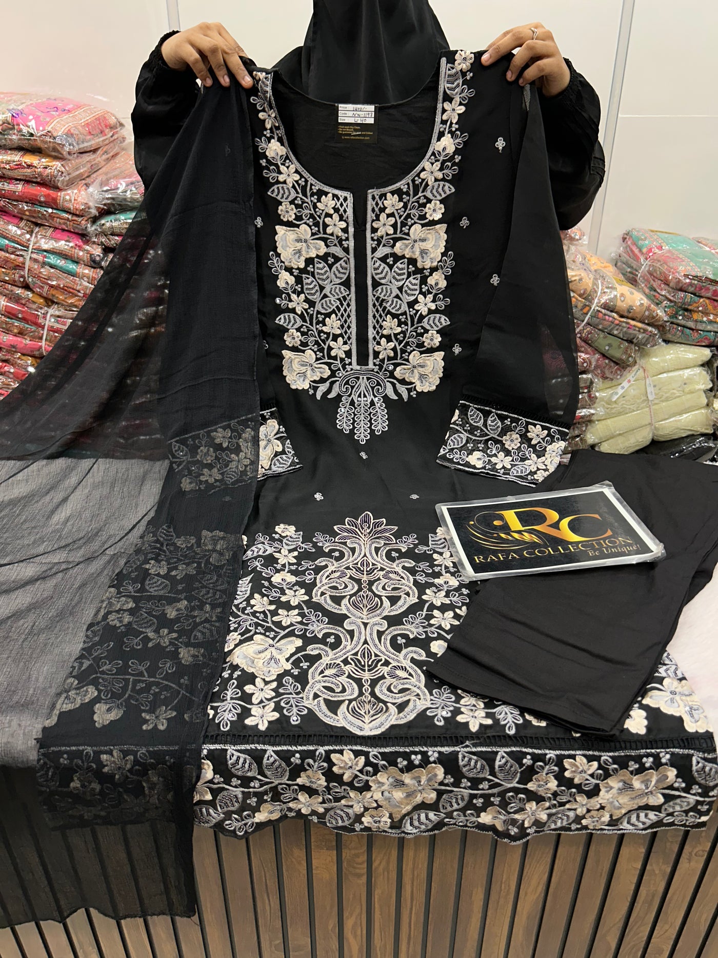 Embroided Suit 1193