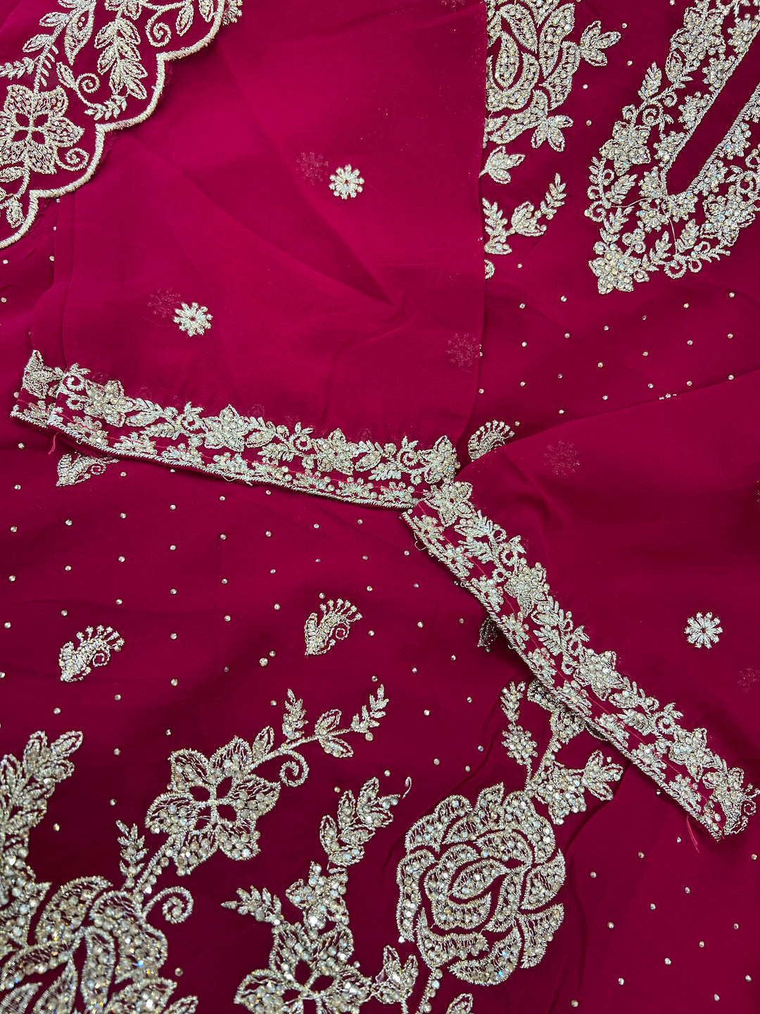 Zari work suits 2813