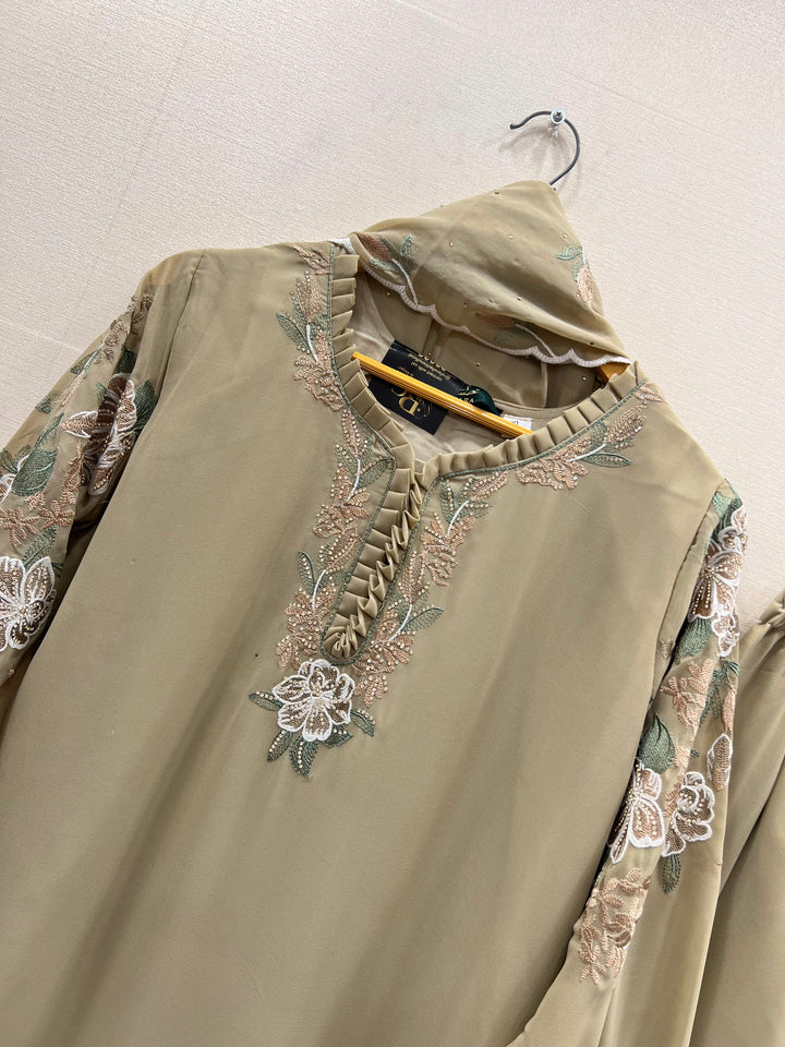 Pakistani Formal Suits