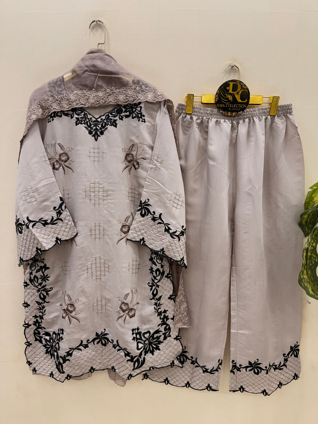 Pakistani embroidered suits