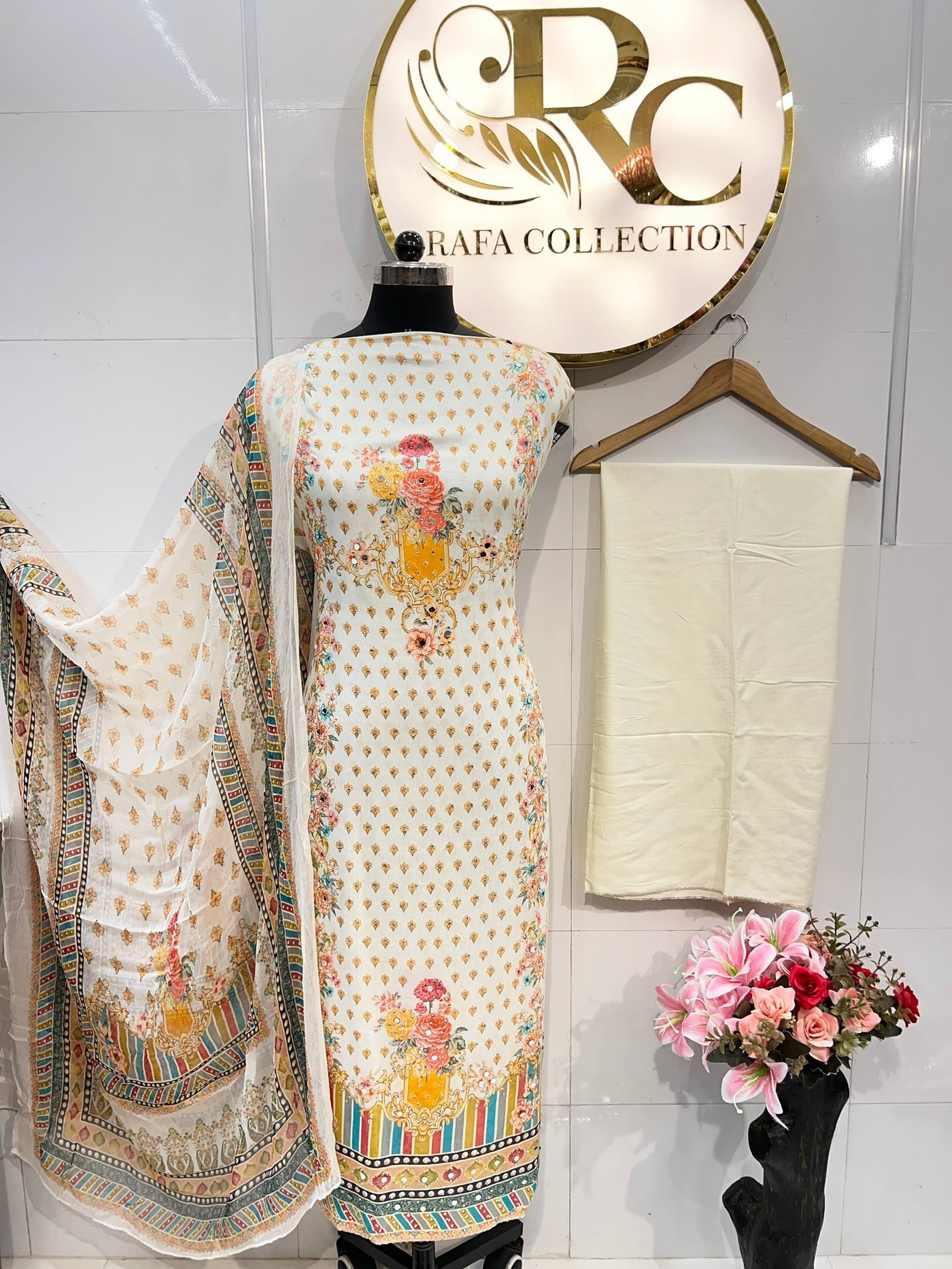 Pure Muslin Unstitched Suits 2375