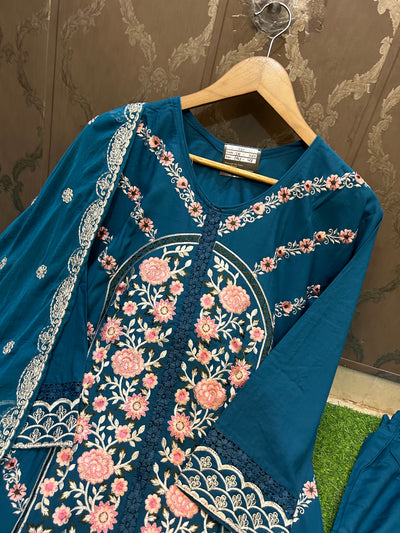 Embroided Kurti Pant Set 1065
