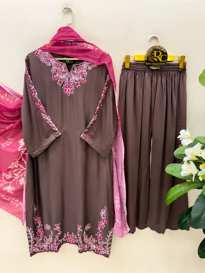 Pakistani Formal Suits