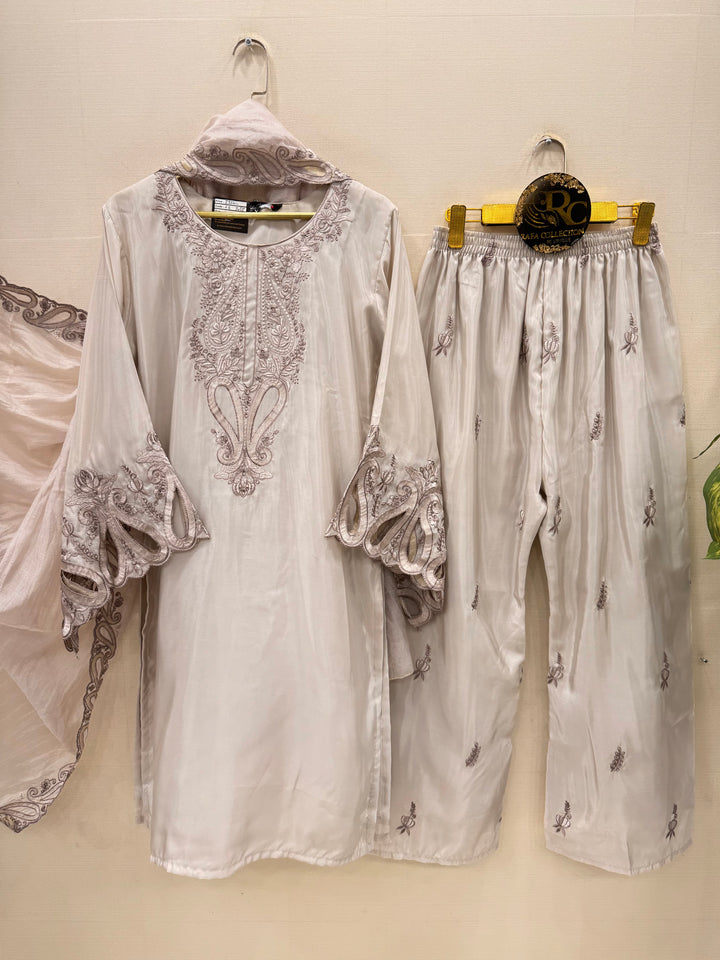 Pakistani Formals suits