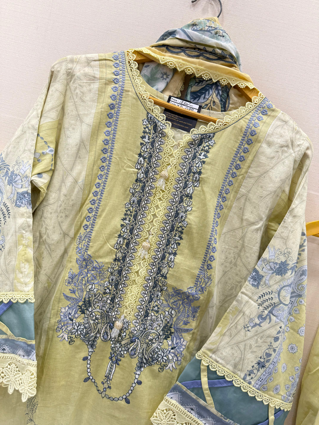 Pakistani Formals suits