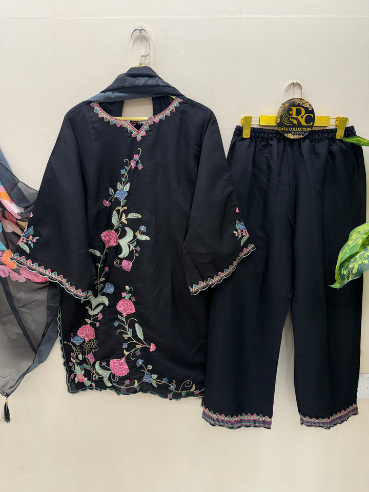 Cotton embroidered suits