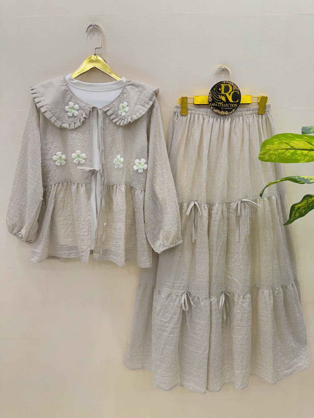 Crinkle skirt sets
