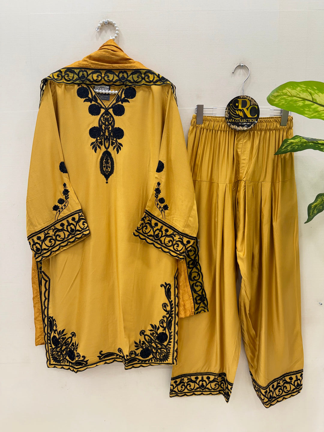 Pakistani Embroidered farshi suits