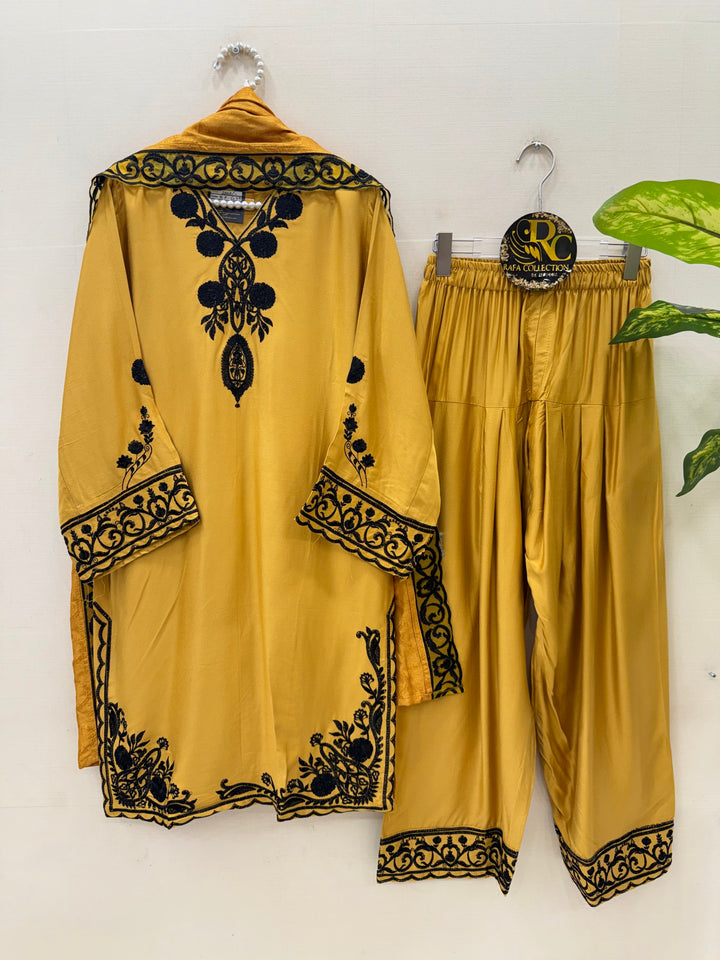 Pakistani Embroidered farshi suits