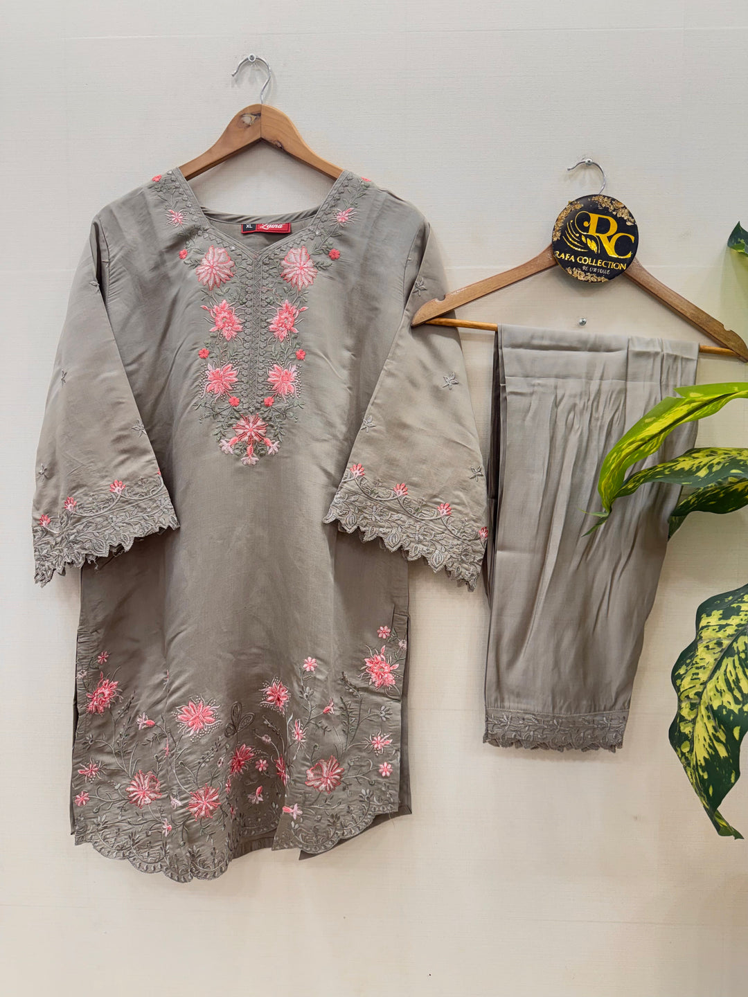 Embroided co-ord sets 3185