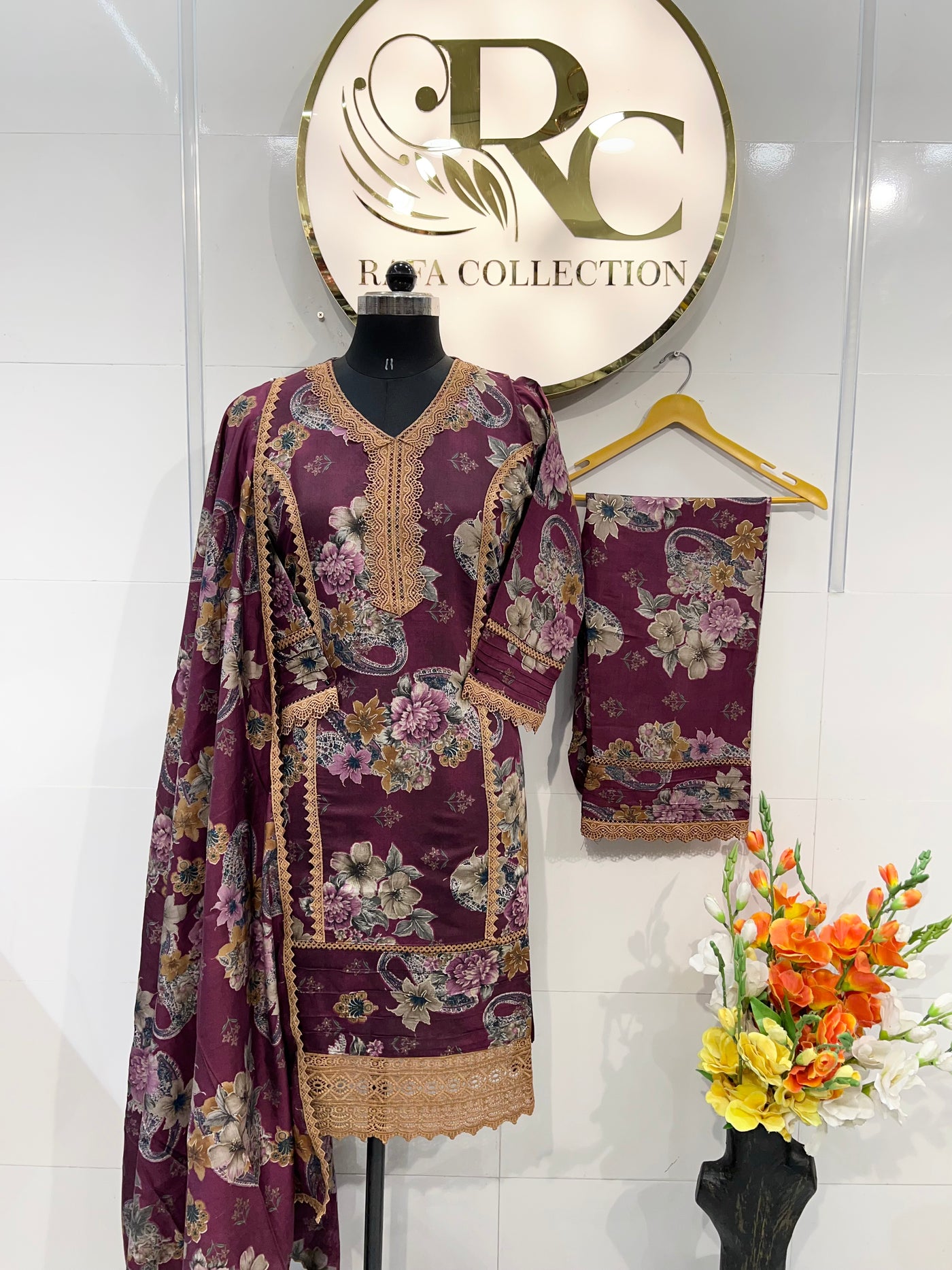 Lace wala suit 2323