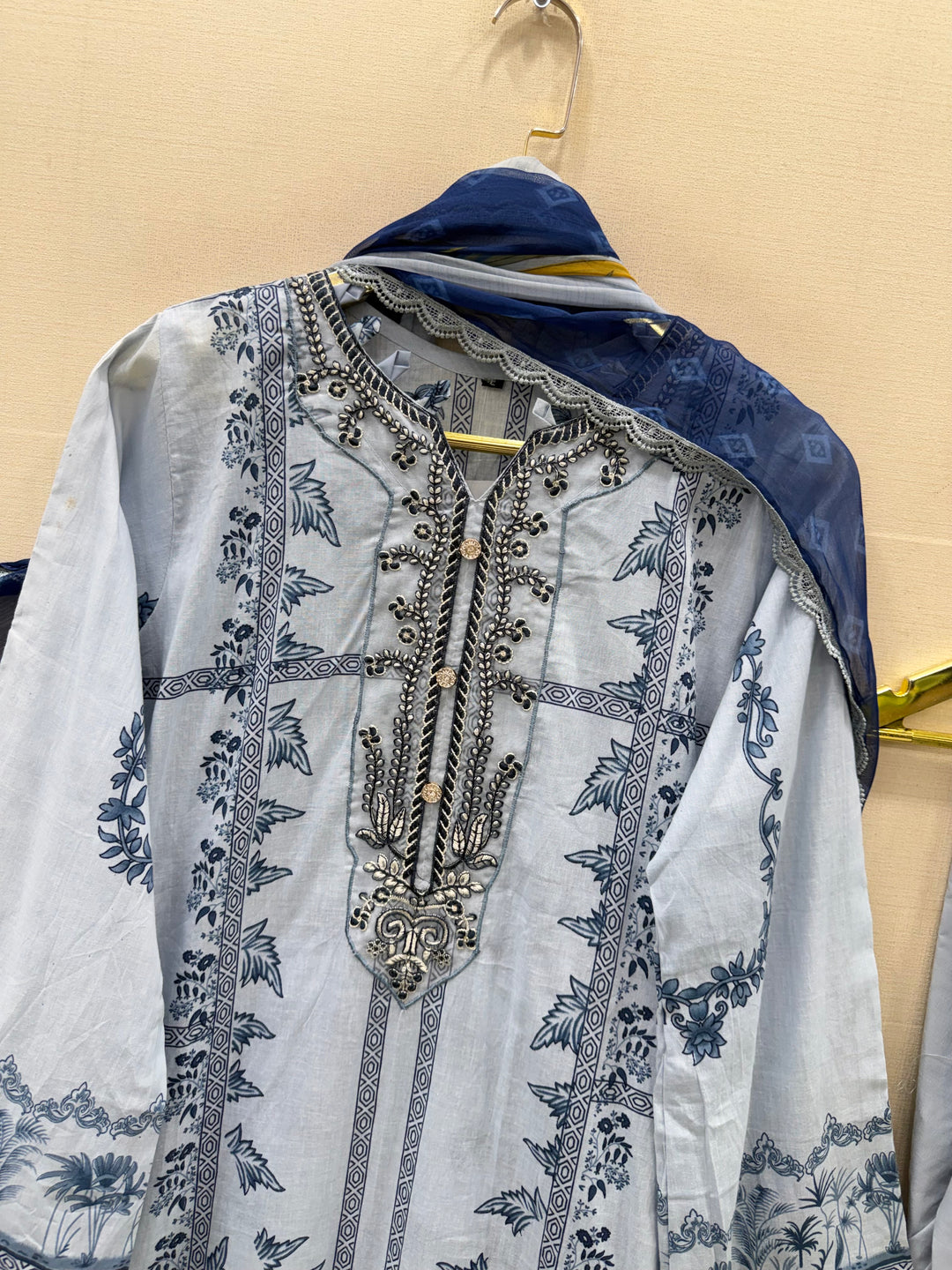 Pakistani Formals Suits