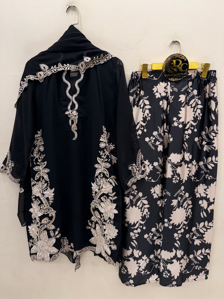 Pakistani Embroidered Suits