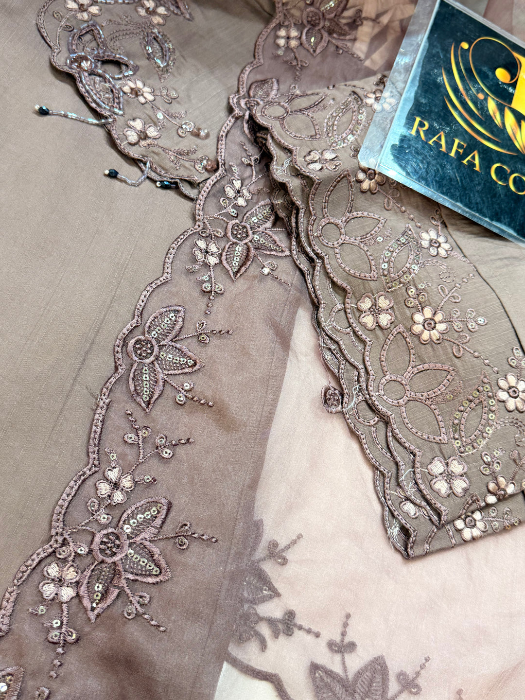 Premium cutwork suit 2556