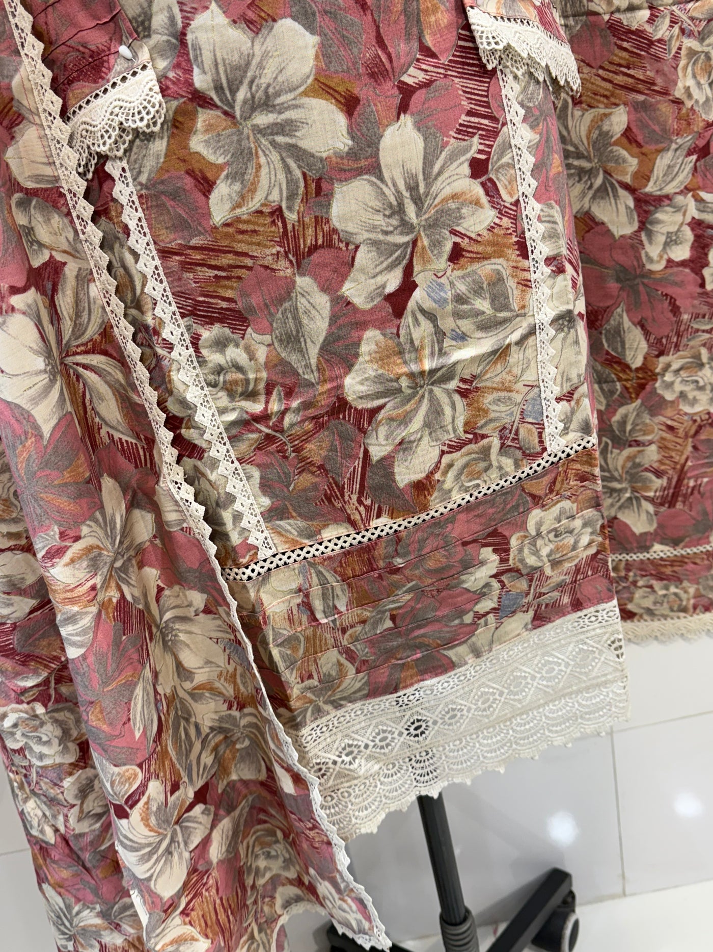 Lace wala suit 2282