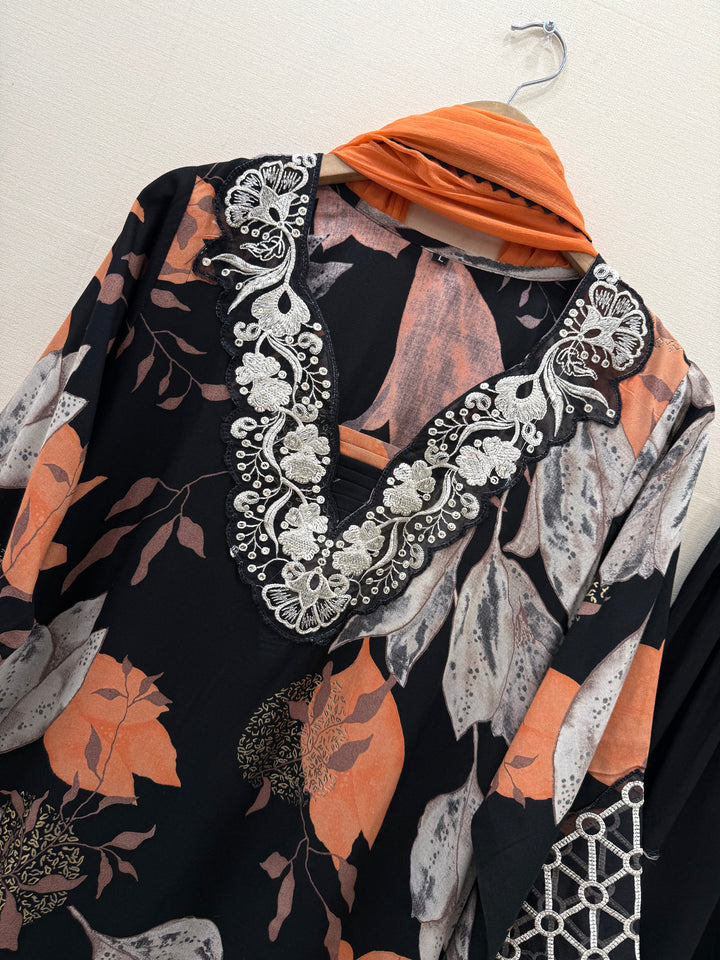 Pakistani Cutwork suits 2748