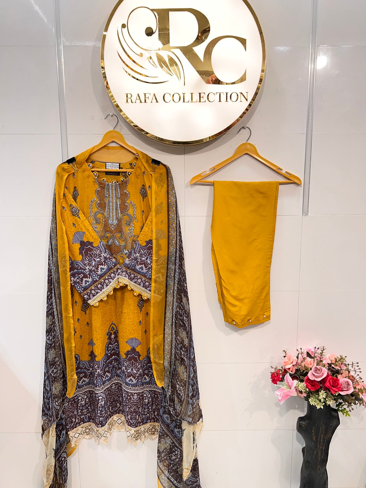 Pakistani suits 2517