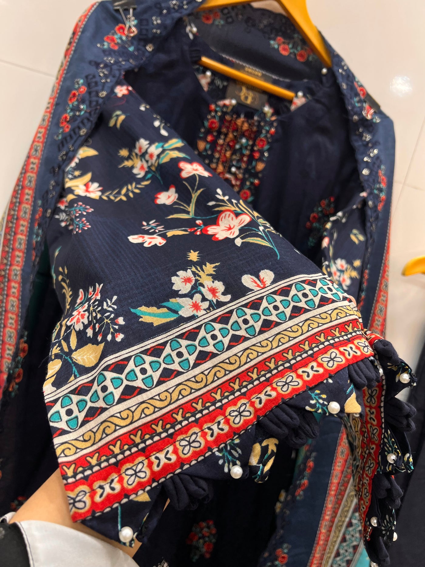 Elegant Handcrafted Suits 2645