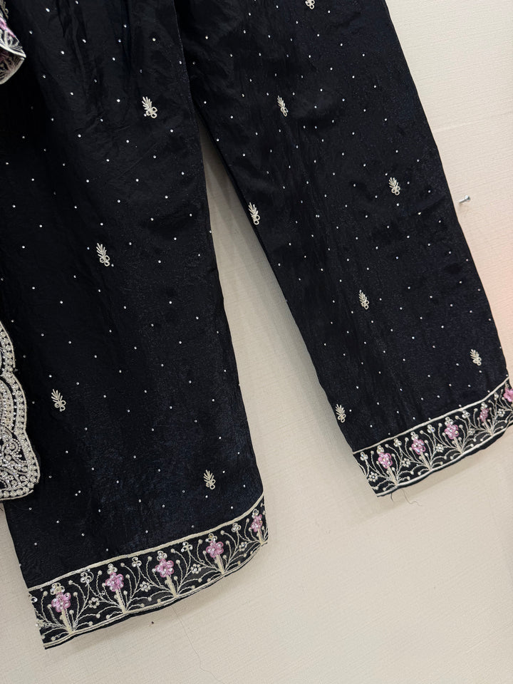 Pakistani formals suits 2804