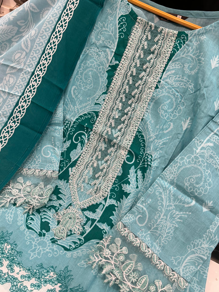 Pakistani embroided suit 1993