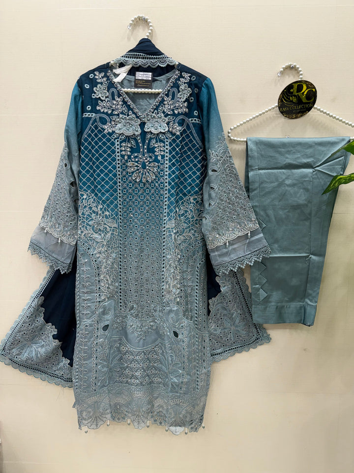 Pakistani heavy suits