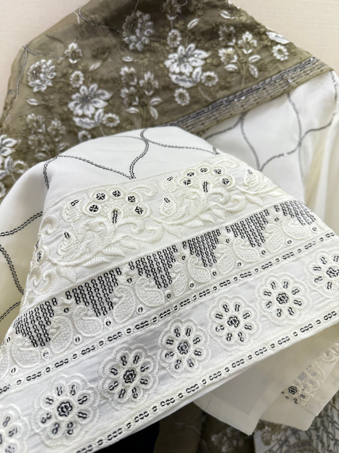 Pakistani Formals suits