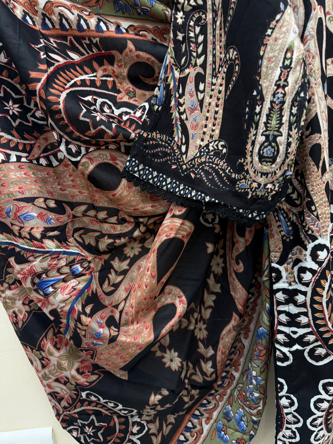 Pakistani patch work suits 2595