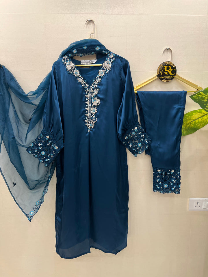 Pakistani handwork 2335