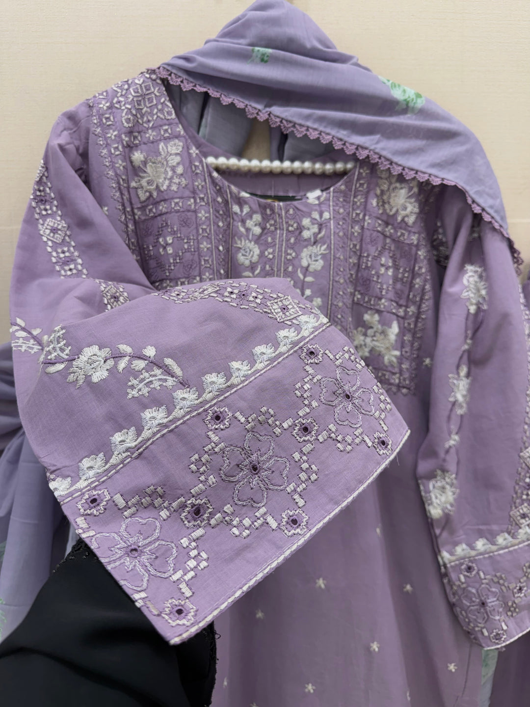 Cotton embroidered suits