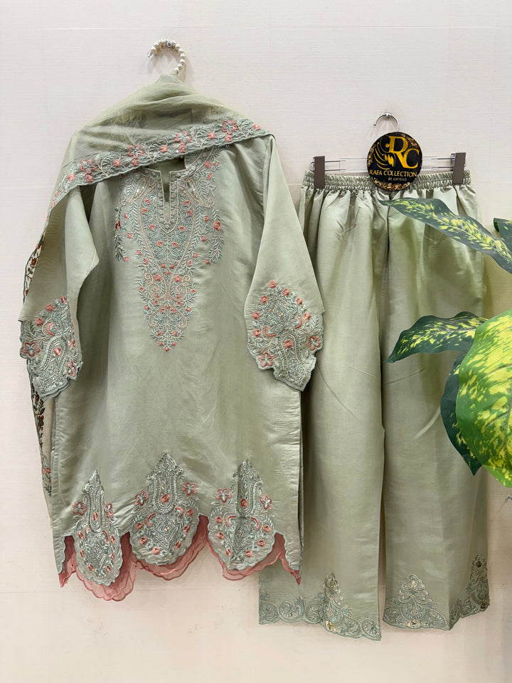 Pakistani Formals suits