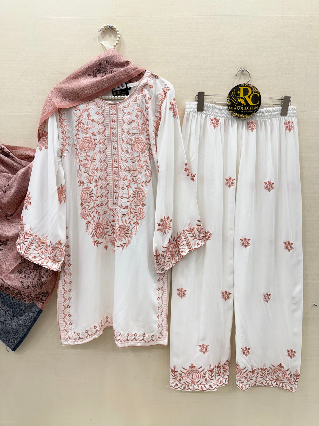 Embroidered pashmina suits 7027