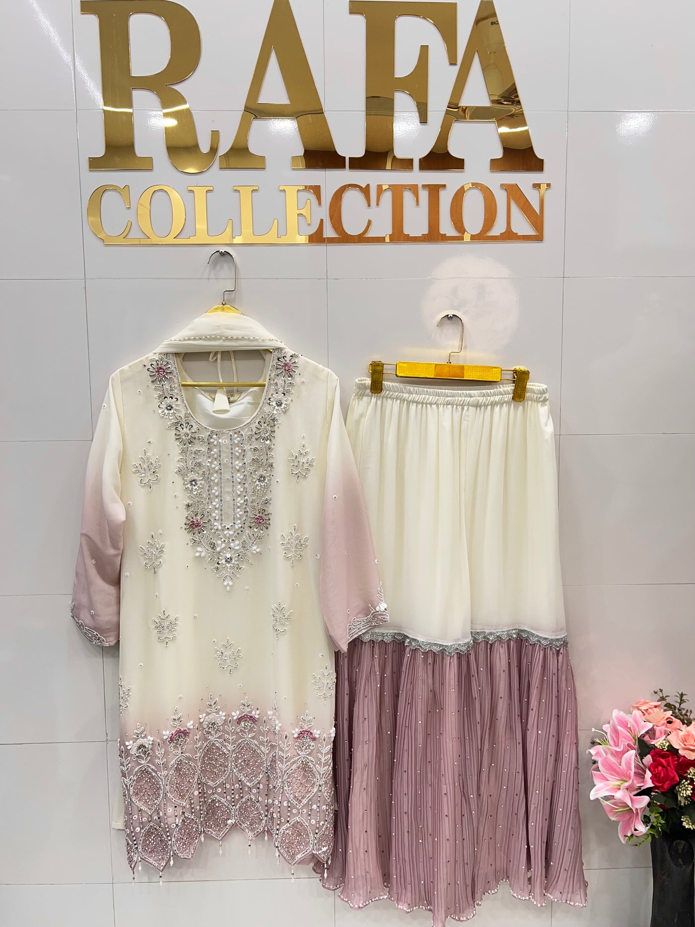 Wedding luxe garara suits 28109