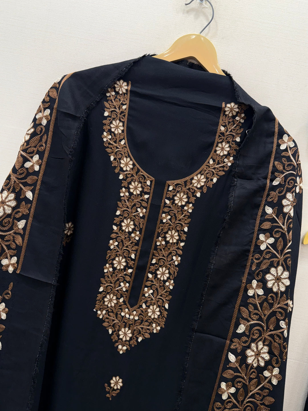 Kashmiri Unstitched Suits
